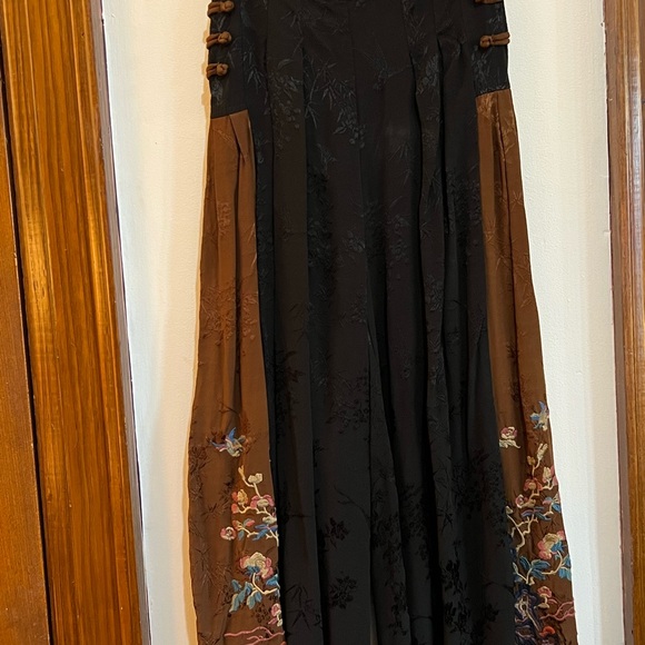 Elegant Black and Brown Embroidered Loose Fitting Boho Style Pants - Picture 2 of 11